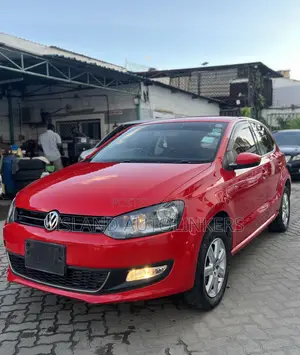 Volkswagen Polo 2014 Red