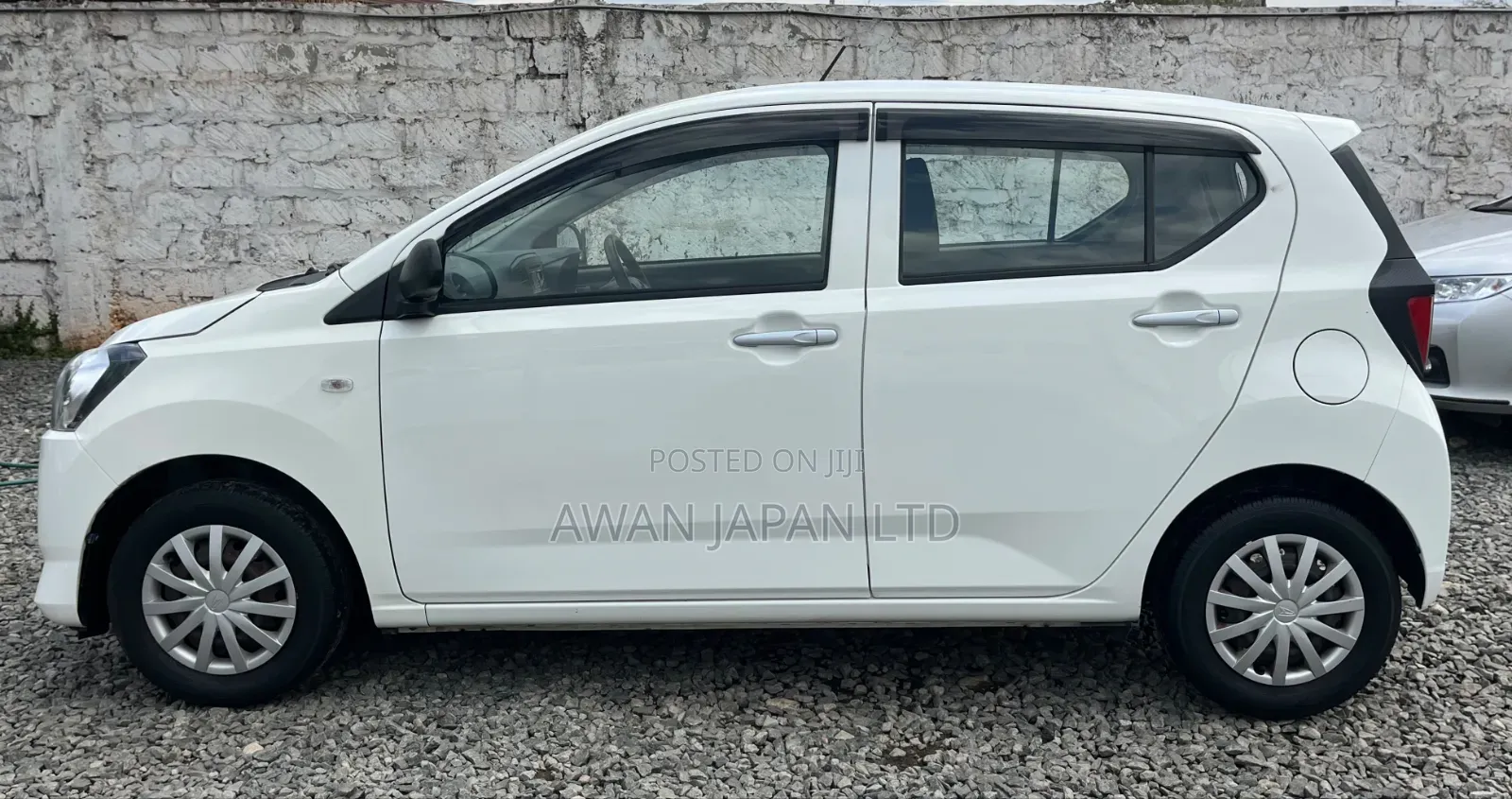 Daihatsu Mira 2019 White