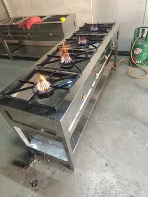 4-Burner Commercial Gas Cooker