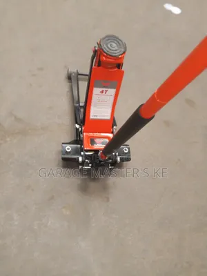 Easy Operatable 4T Trolley Jack