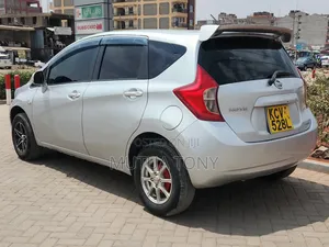 Nissan Note 2013 Silver