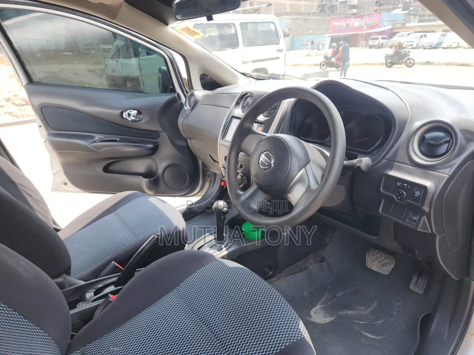 Nissan Note 2013 Silver