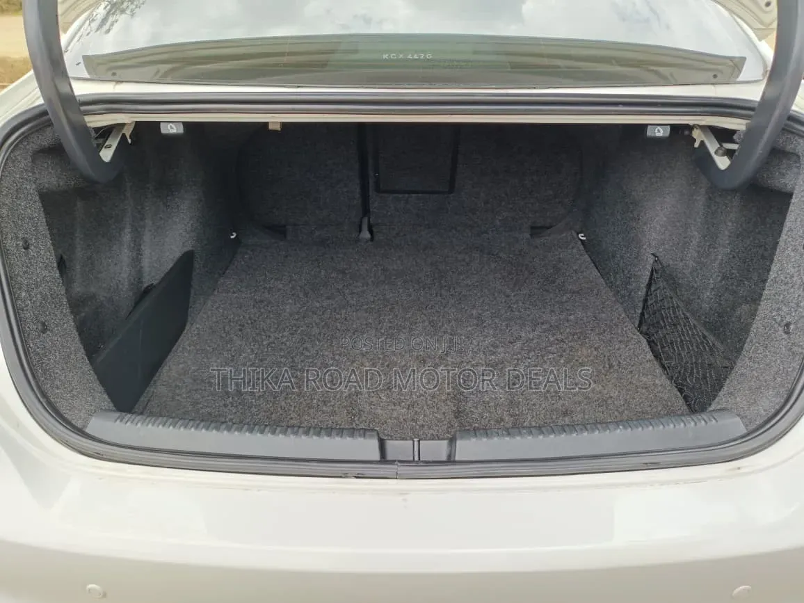 Volkswagen Jetta 2012