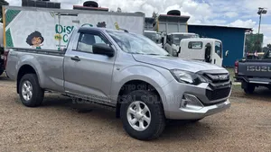 New Isuzu D-MAX 2024 Silver