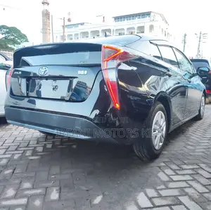 Toyota Prius 2017 Black