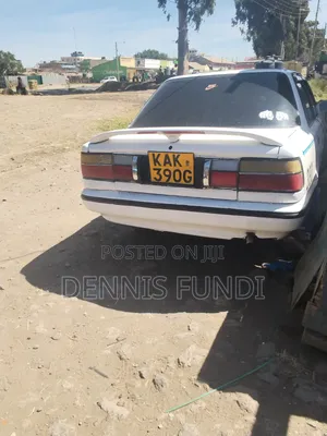 Toyota Corolla 1996 White