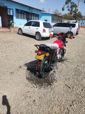 Bajaj Boxer 150 UG 2023 Red