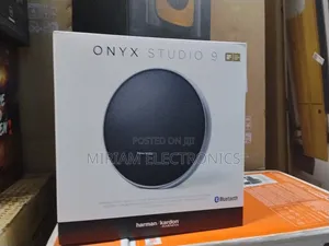 Harman Kardon Onyx Studio 9