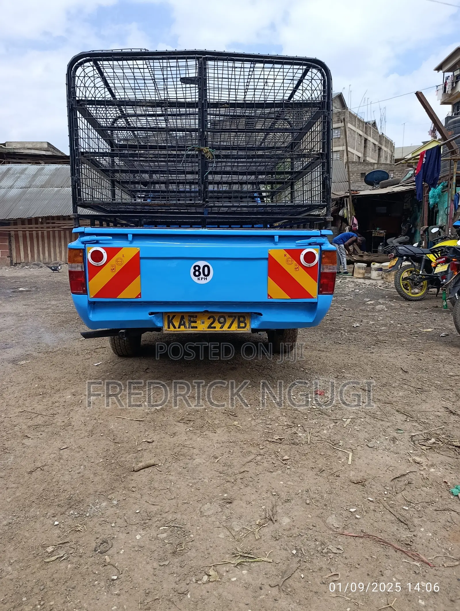 Toyota Hilux 1995 Blue