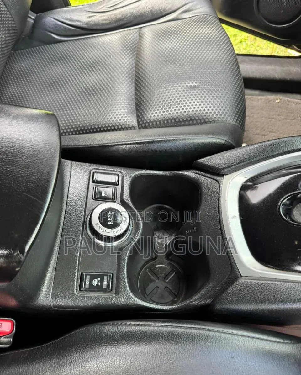 Nissan X-Trail 2014 Black