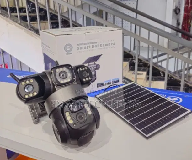 Solar Energy 4g Triple Lens PTZ Outdoor Surveillance Solar CCTV Camera