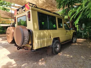 Nissan Patrol 2015 Beige