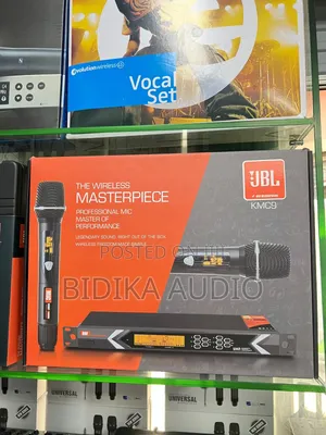 JBL KMC9 Professional Dual UHF Wireless Microphone System - Brand New