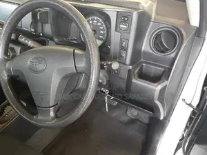 Toyota Probox 1.5 DX Comfort 2WD 2021 Silver