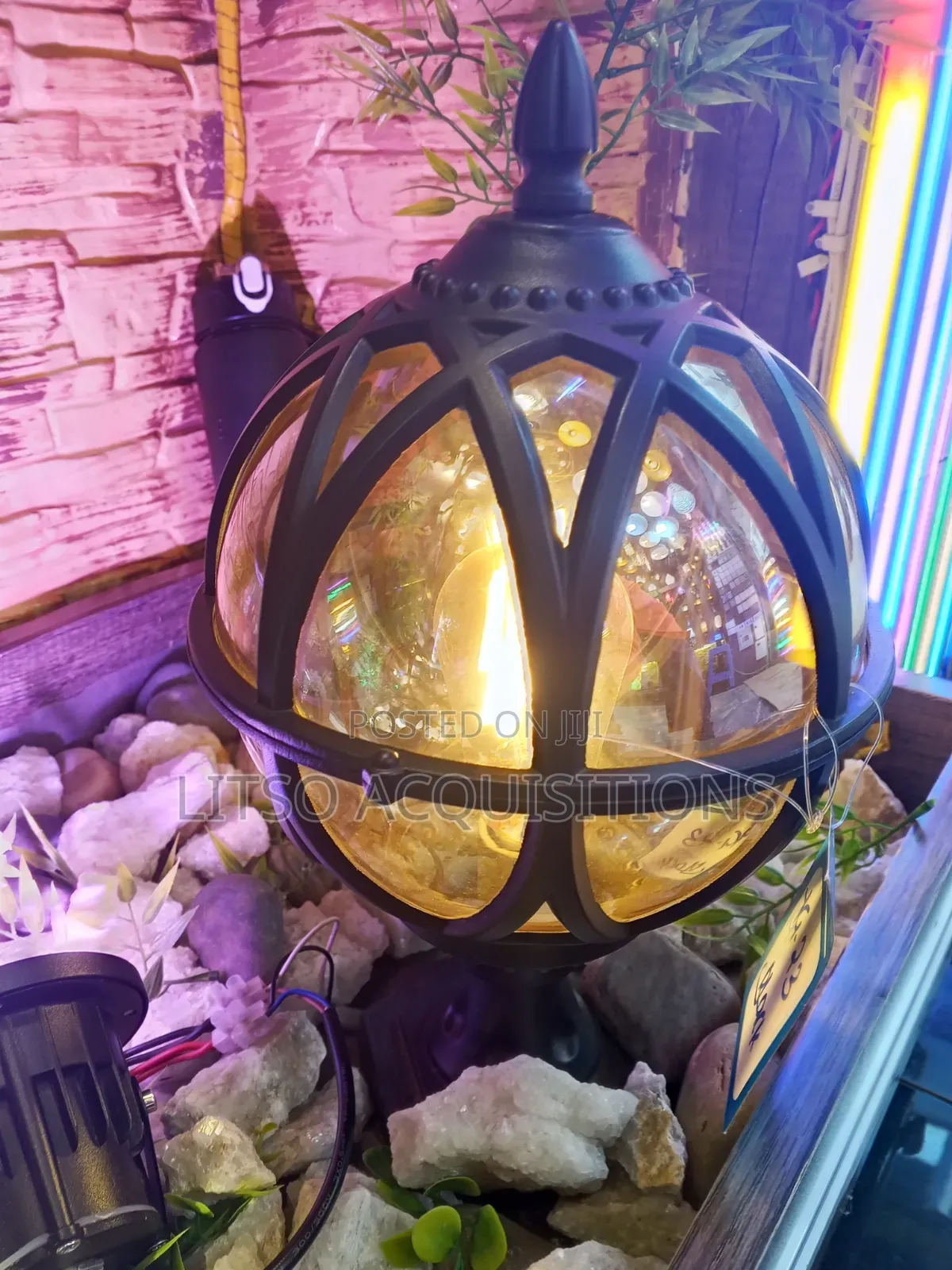 Black Outdoor Lantern | Decorative Gate & Pillar Light