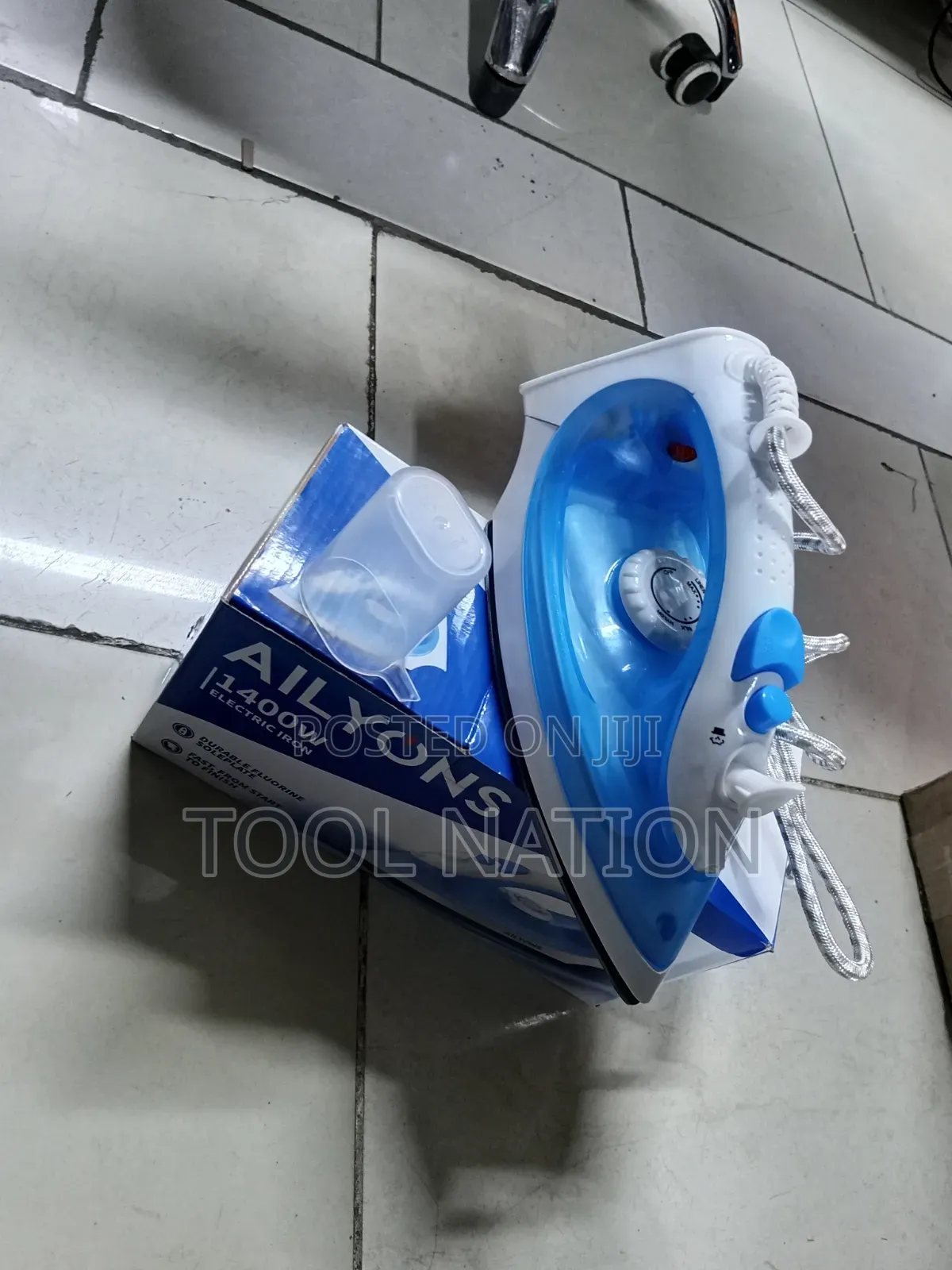High Quality 1400w Ailyon Electric Iron
