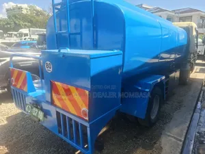 Fuso Canter Water Boswer 2019