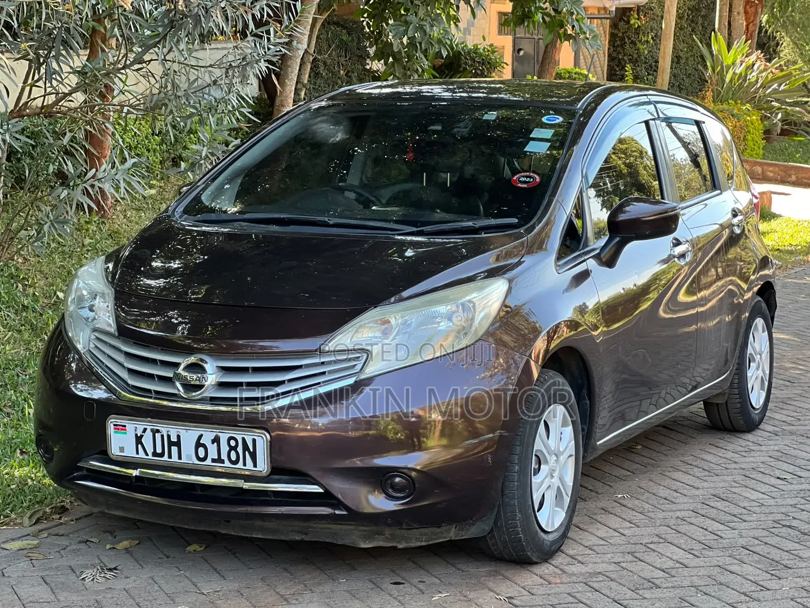 Nissan Note 2015 Burgundy
