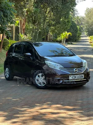 Nissan Note 2015 Burgundy