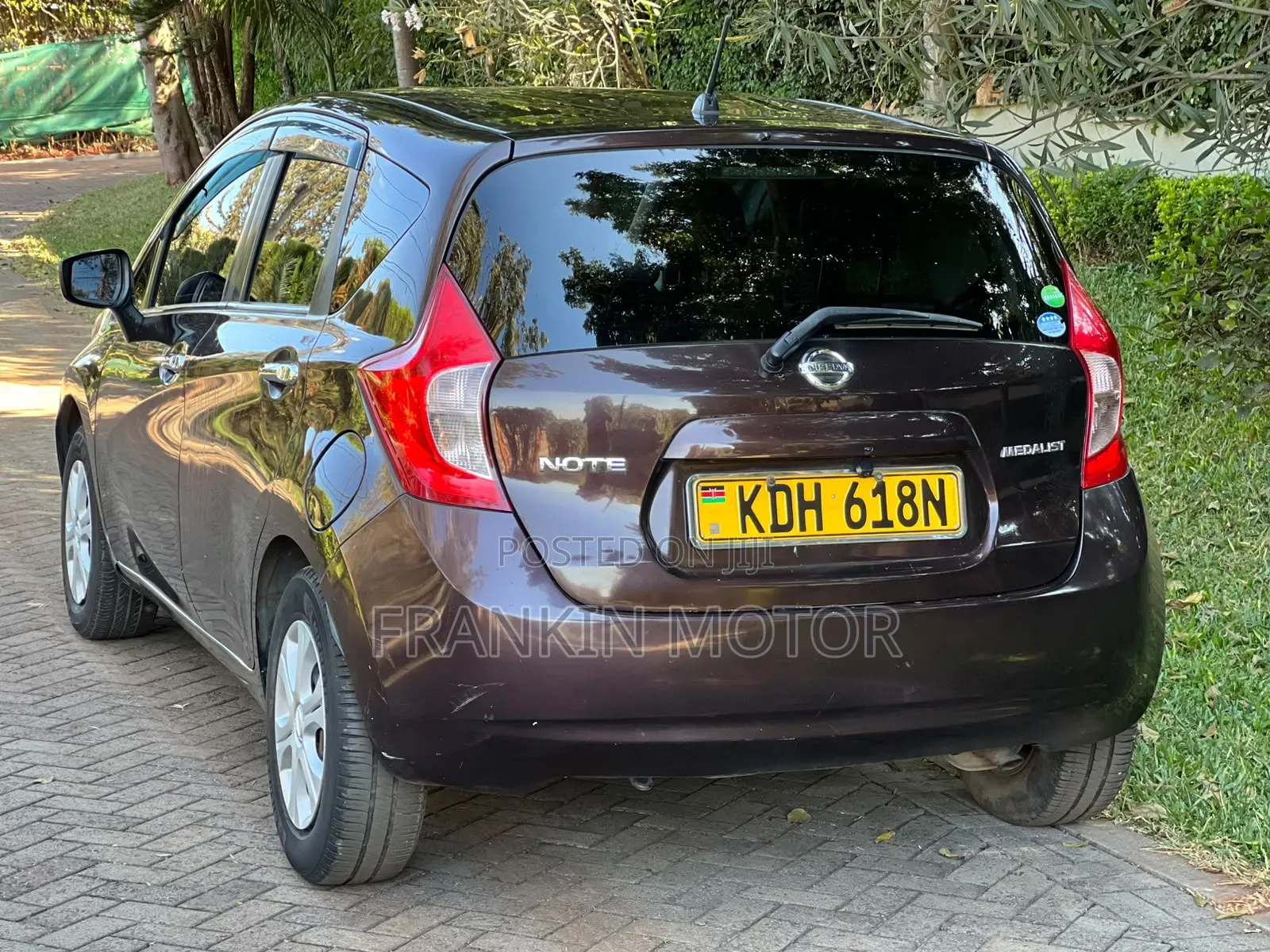 Nissan Note 2015 Burgundy