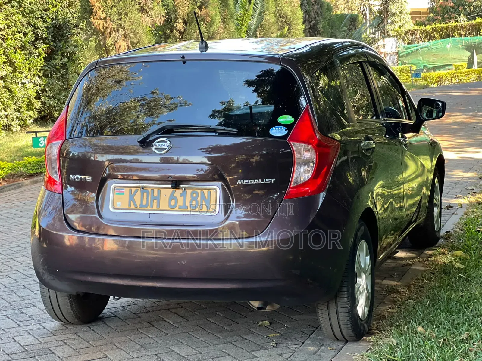 Nissan Note 2015 Burgundy