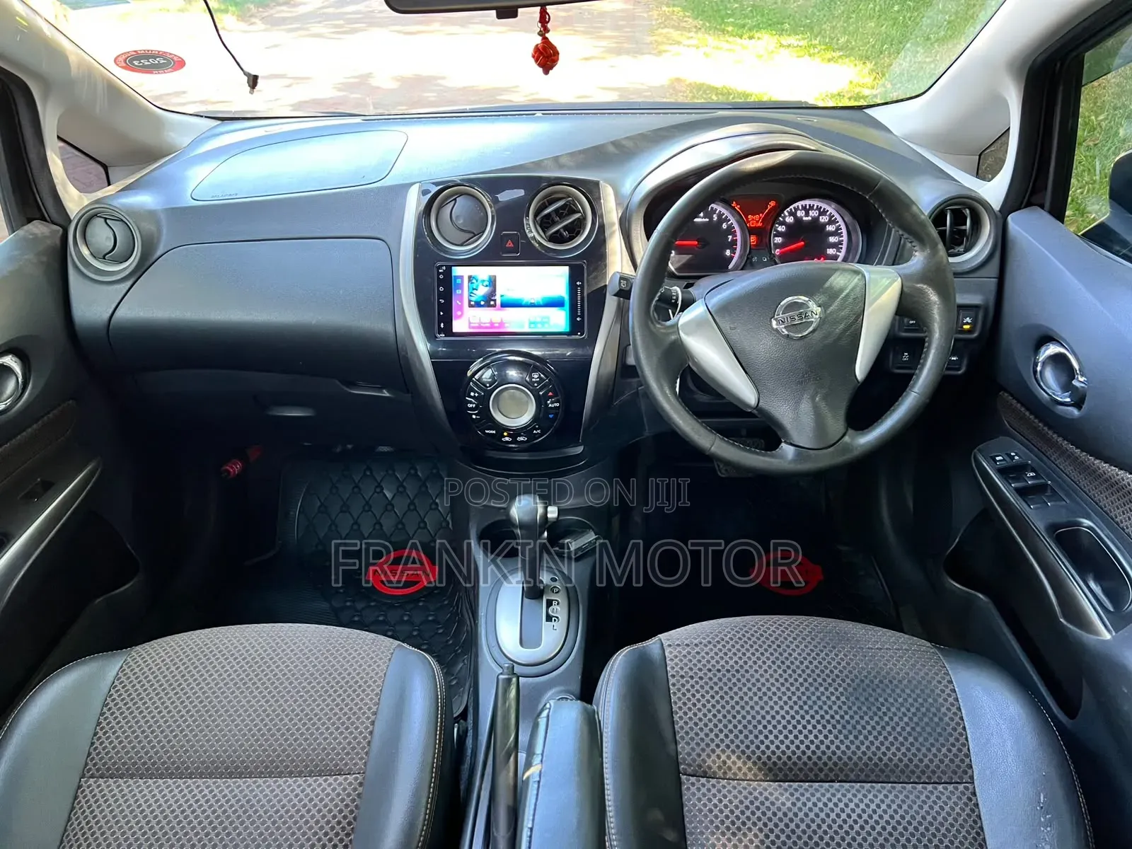 Nissan Note 2015 Burgundy