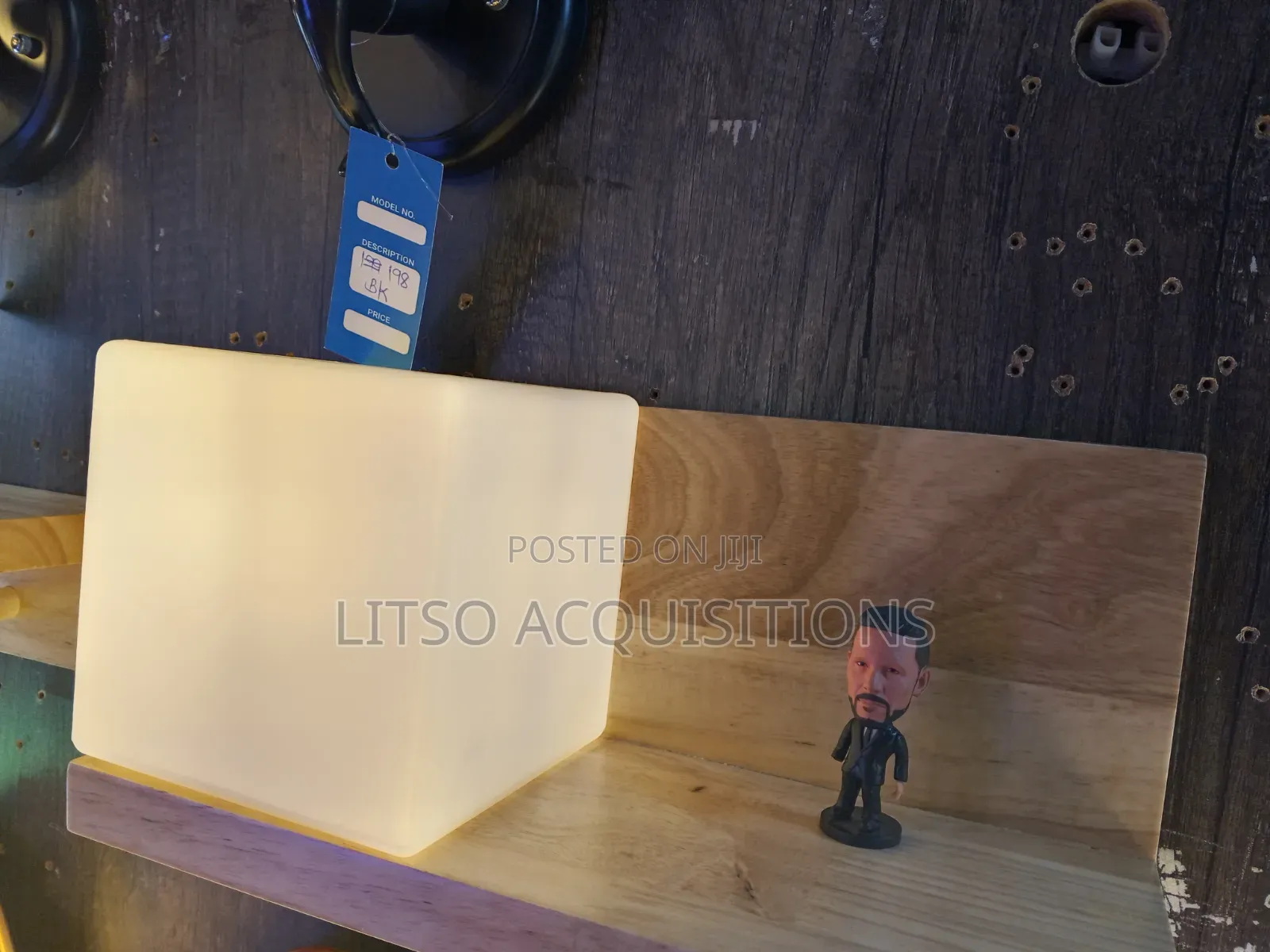 Modern Wooden Wall Shelf Light | LED Wall Lamp & Display Shelf