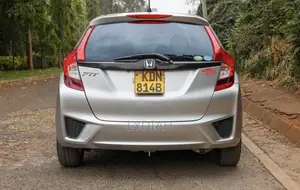 Honda Fit 2016 Silver