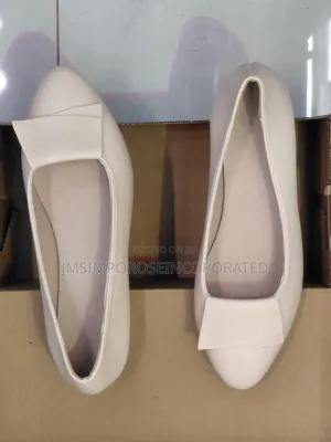 Ladies Ballet Flats With Bow