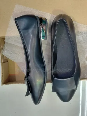 Ladies Ballet Flats With Bow