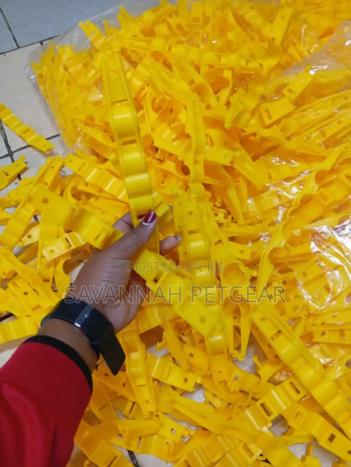 Thickened Durable Plastic Pipe Clamp for Chicken Nipple Drinker System