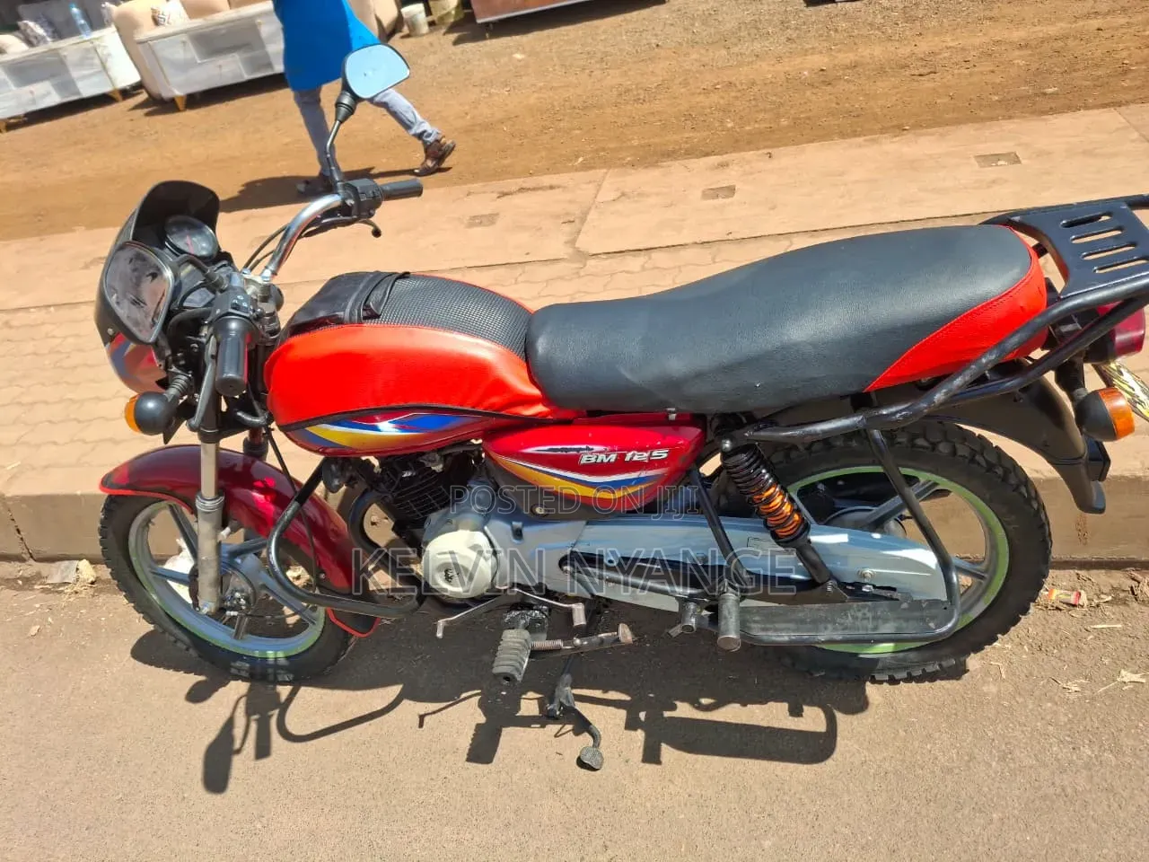 Bajaj Boxer 125 2023 Red