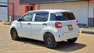 Toyota Passo 2016 White