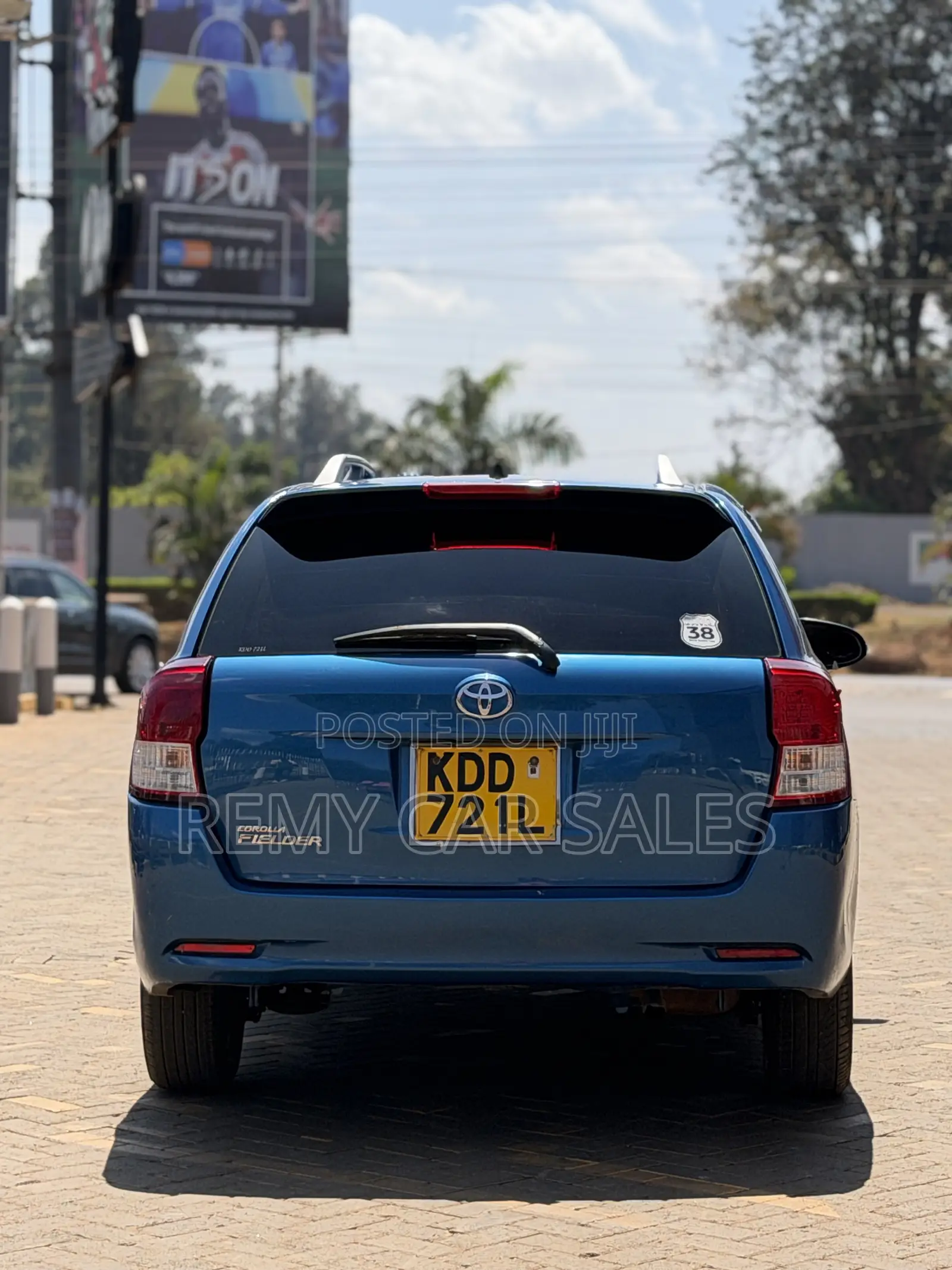 Toyota Corolla Fielder 2014 White