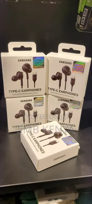 Samsung AKG Bass-Enhanced Type-C Earphones