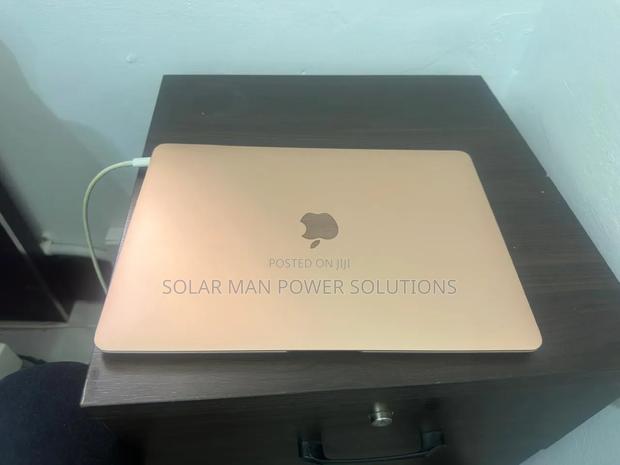 Laptop Apple MacBook Air 2020 8GB Intel Core i5 SSD 512GB