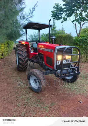 Tractor Massey Ferguson 375 Red Local