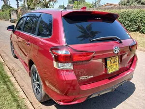 Toyota Corolla Fielder 2019