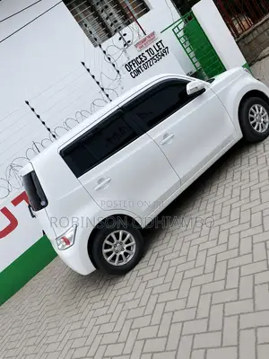 Toyota bB 2014 Pearl