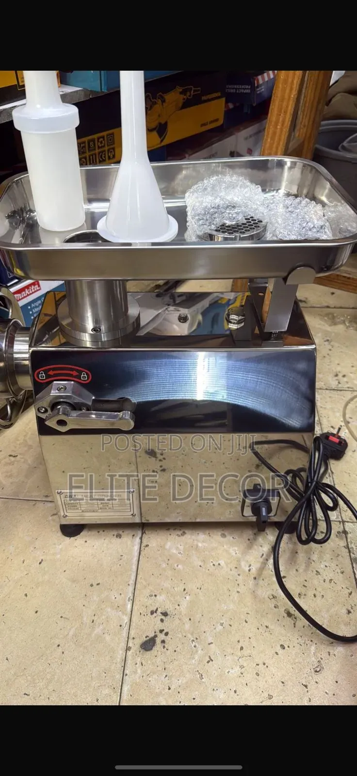 M22 Meat Mincer With Reverse Function – Heavy-Duty Meat Grinder