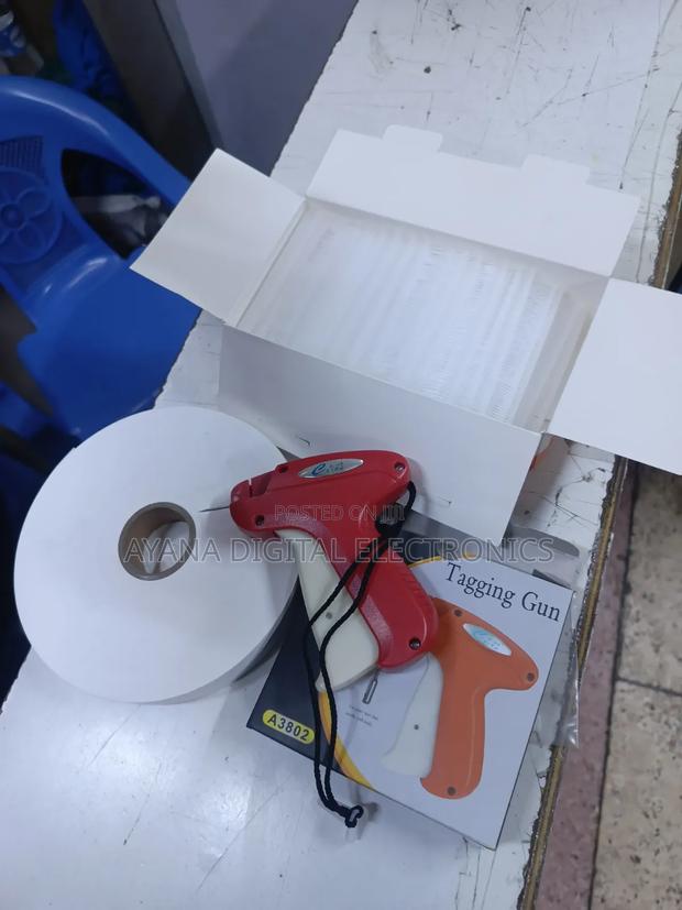 Tagging Gun,tagging Pins 5000pcs and Tagging Roll