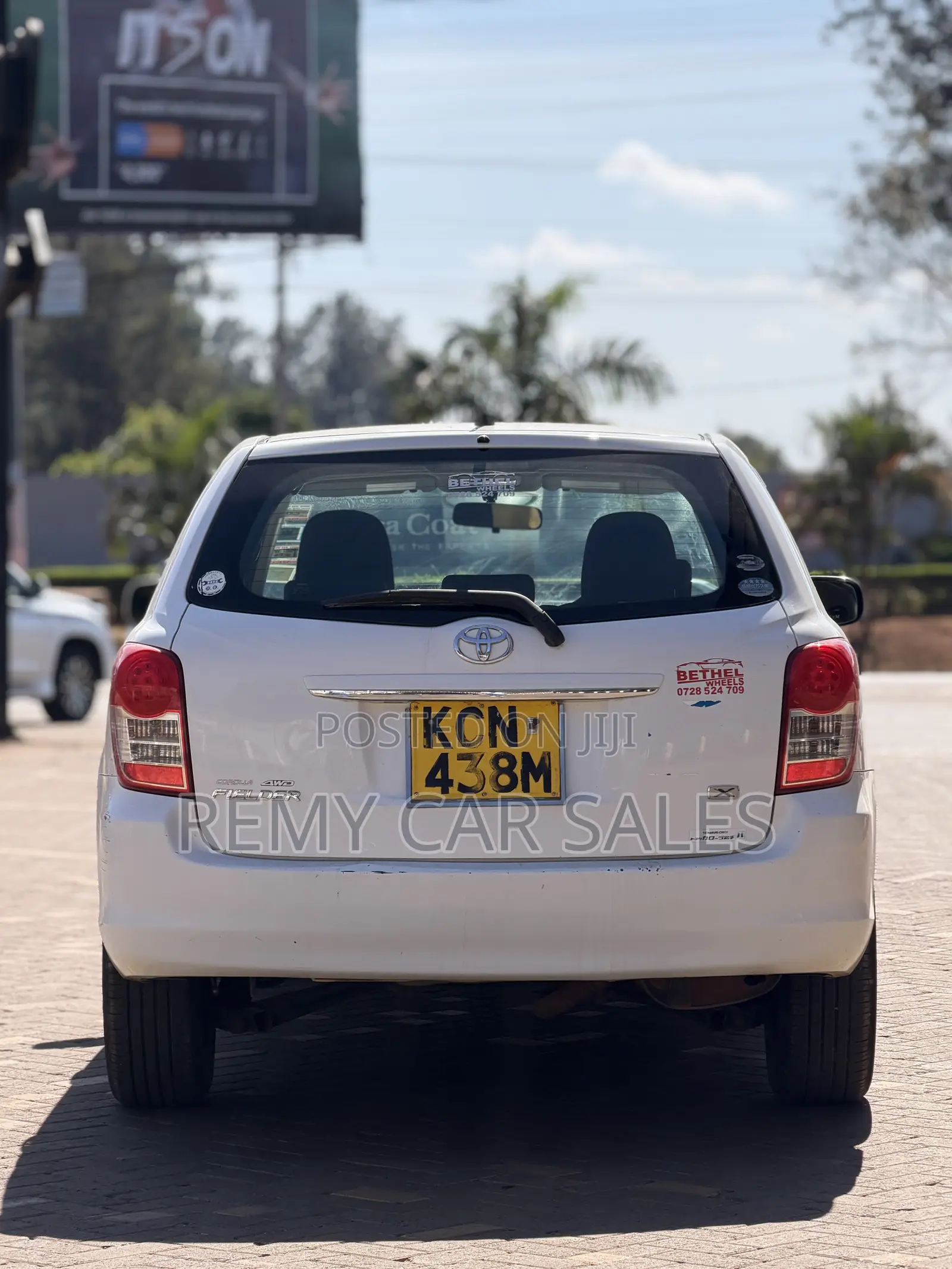 Toyota Corolla Fielder 2010 White