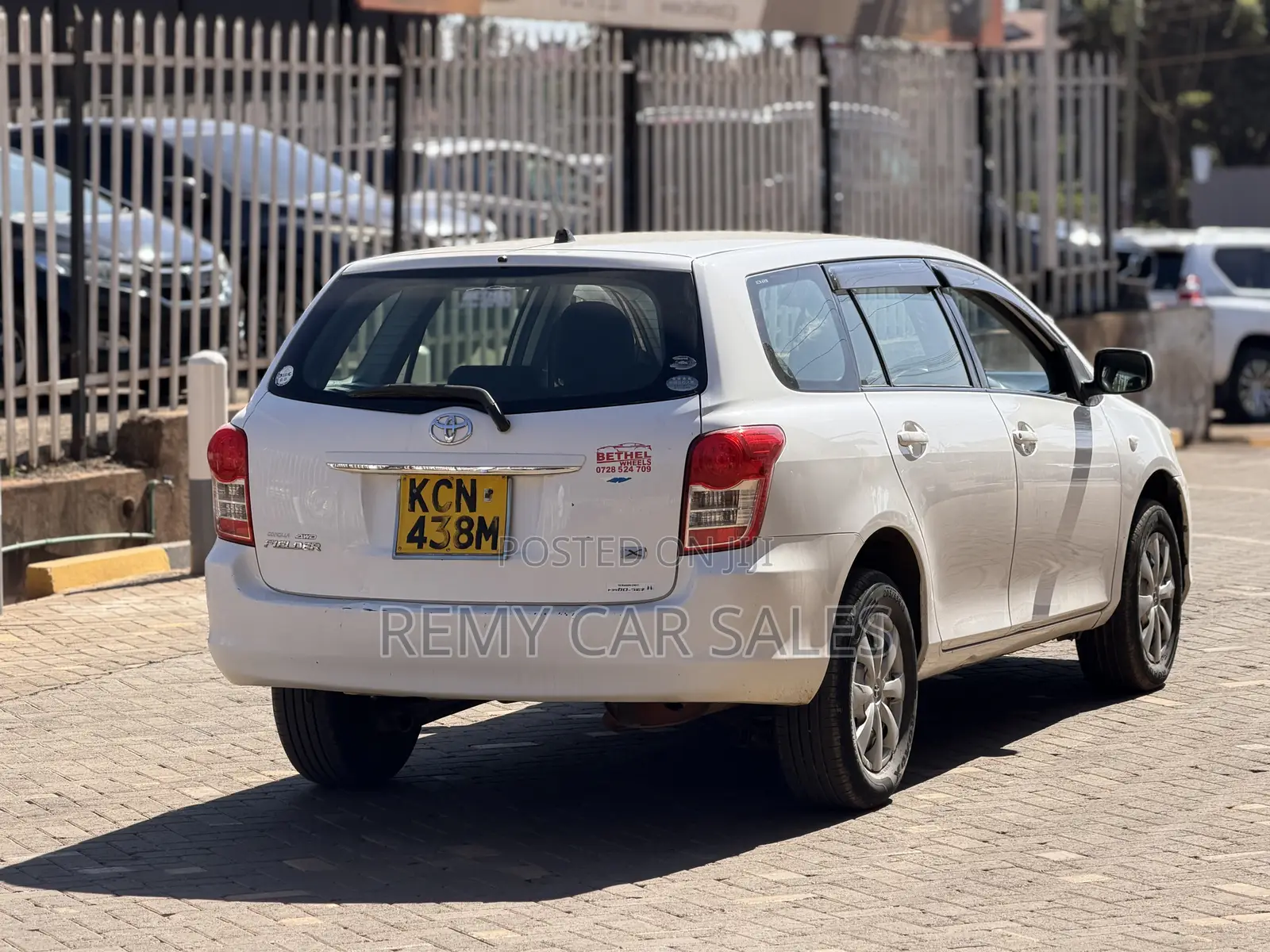 Toyota Corolla Fielder 2010 White
