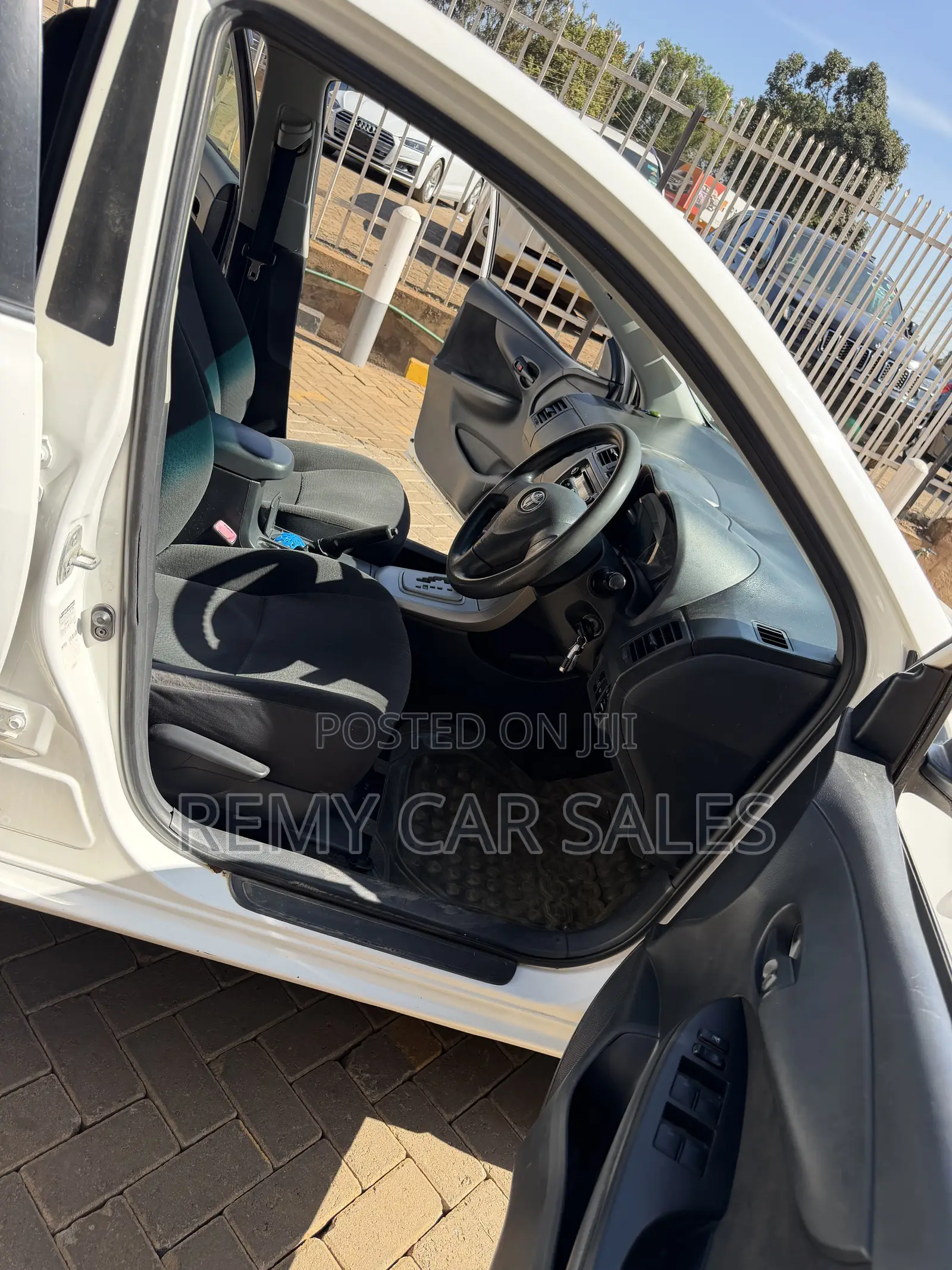 Toyota Corolla Fielder 2010 White