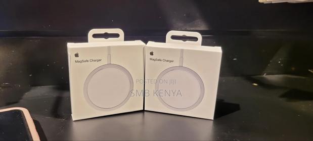 Apple Magnetic Wireless Charger for iPhone - thumbnail 2