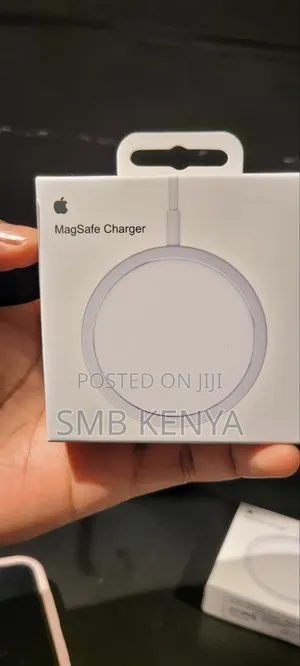 Apple MagSafe Magnetic Fast Charger
