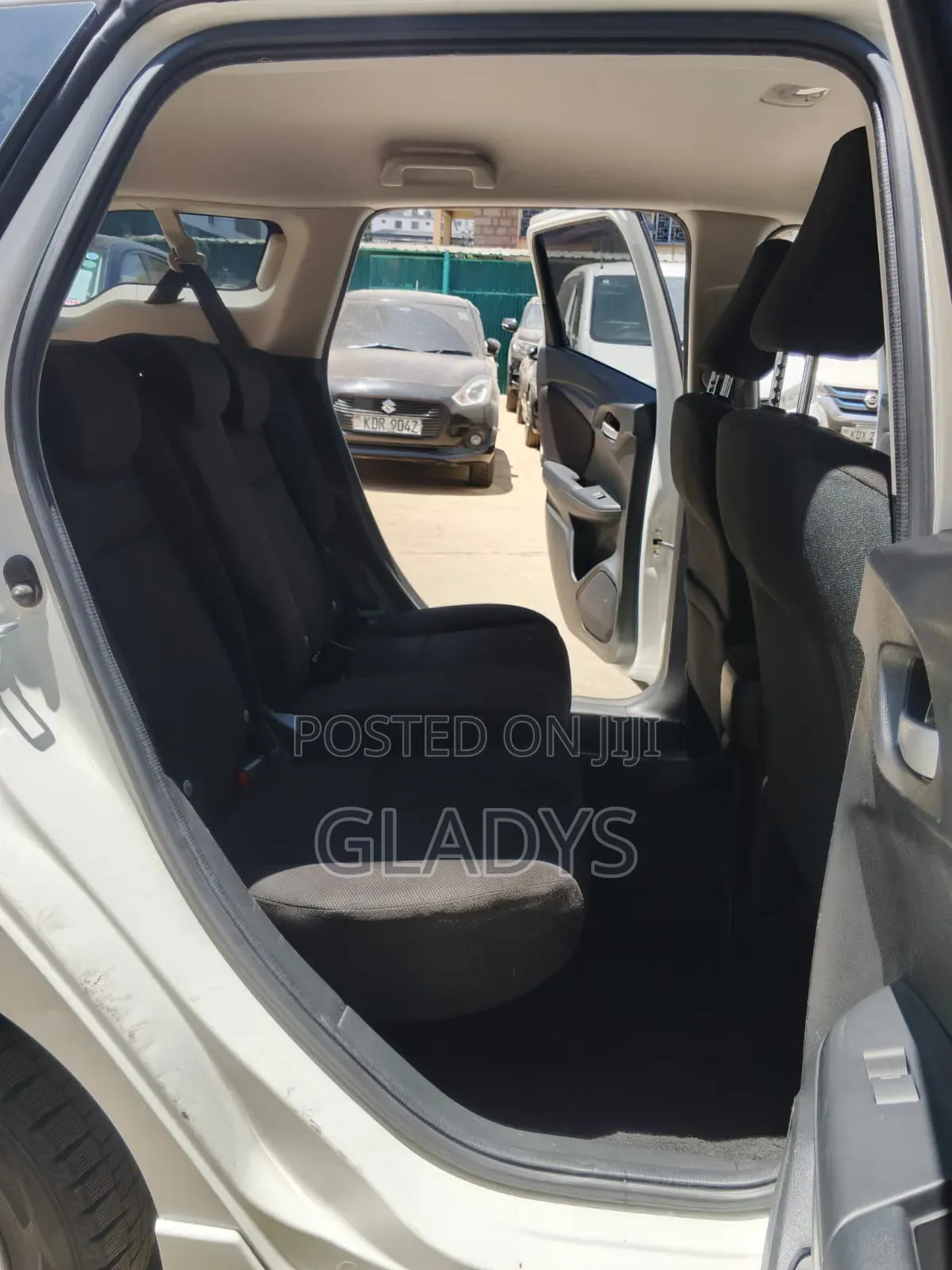 Honda Fit Shuttle 2019 White