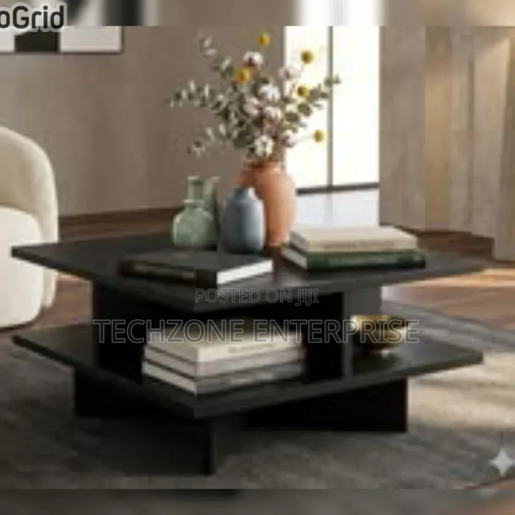 Hamilton Unique Coffee Table ,,