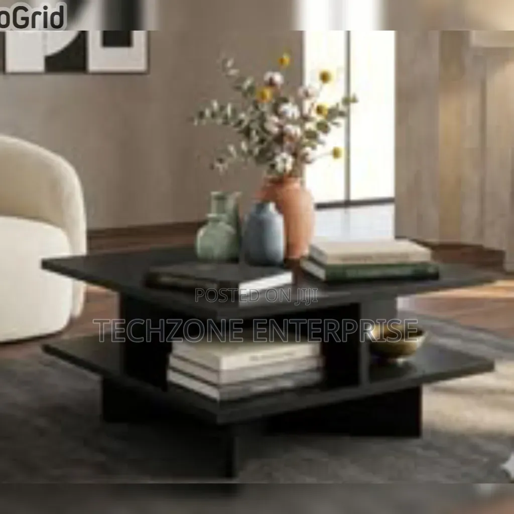 Hamilton Unique Coffee Table ,,