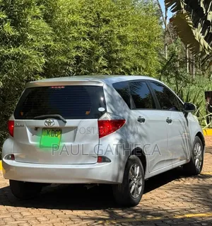 Toyota Ractis 2014 White